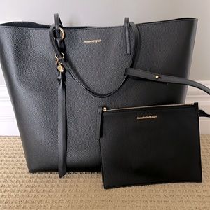 Alexander McQueen Black leather Tote